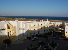Clube Meia Praia, khách sạn ở Lagos