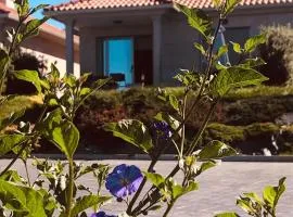 Casa con jardín al lado de Playa Hío