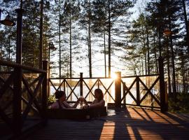 Puruvesi Holiday Villas, Kalliohovi, feriebolig i Hiukkajoki