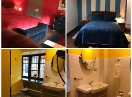 The White House by Casona Lo Aguirre - El Monte RM, hotel v destinaci Talagante