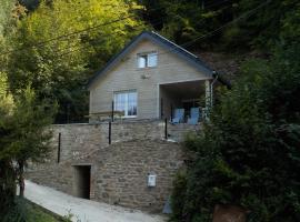 Le Chalet, hotel em Aywaille