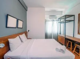 Modern Furnished @ 1BR Margonda Residence 1 Apartment By Travelio
