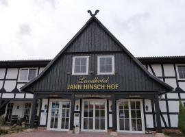 Landhotel Jann Hinsch Hof, hotel v destinaci Winsen