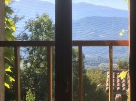 Le Clos des May, hotel v destinaci Meylan