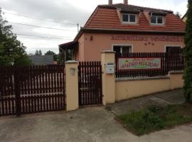 ASTA LA VISTA Vend&eacute;gh&aacute;z