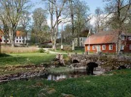 Vandrarhemmet Årås Säteri och Trädgårdar