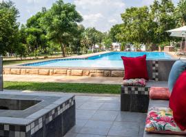 Graceland Conference and Lifestyle Centre, hotell i Hartbeespoort