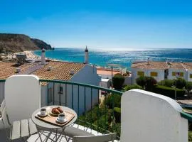 Waterside Village - Sea View Apartment