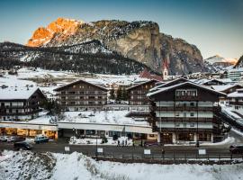 The 10 Best Apartments in Sellaronda, Italy | Booking.com