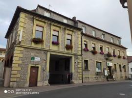 Zum Lamm, hotel v destinaci Rimpar