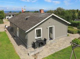 6 person holiday home in Brenderup Fyn、Vedelshaveのヴィラ