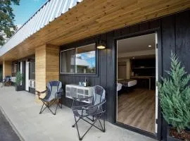 Outdoors Inn