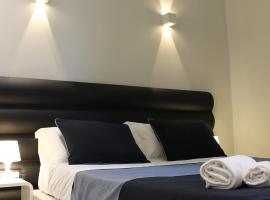 Little Rose Lodge, hotel sa Roma