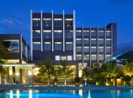 ASTON Gorontalo Hotel & Villas: Gorontalo'da bir otel