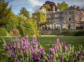 Burleigh Court Hotel, hotel in Stroud