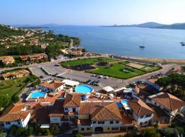 Residence Riva Azzurra, căn hộ dịch vụ ở Cannigione