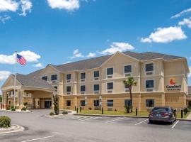 Comfort Inn & Suites Marianna I-10: Marianna şehrinde bir otel