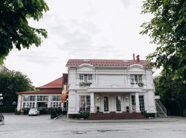 Hotel Aristocrat: Çernivtsi şehrinde bir han/misafirhane