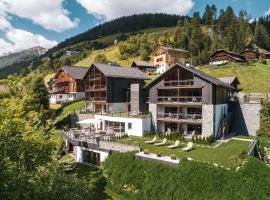 Les Dolomites Mountain Lodges, viešbutis mieste San Martino in Badia