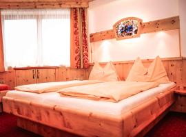 Komfort Appartement Royal Windberger, hotel near Reiteralm Silver Jet, Schladming