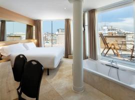 B&B HOTEL Tarragona Centro Urbis، فندق في تاراغونا
