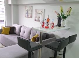 M & M White Luxury, hotel in Paralia Katerinis
