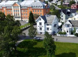 Ami Hotel, hotel near "Tromsø Airport, Langnes" - TOS, 