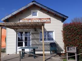 Chalet Les P'tites Maisons dans la Prairie, hotell i Sallertaine