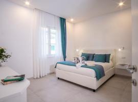LEONE ROSSO APARTMENTs, apartment in Sorrento