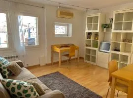REGINA - A cosy air conditioned studio just minutes from Rialto