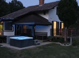 Holiday house VilAna, hotel near Dankovci, Puconci