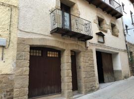 Viesnīca Casa Lidia - Antigua Posada Real pilsētā Valderrobresa