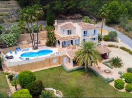 Unique villa with a homey atmosphere in Altea La Vella