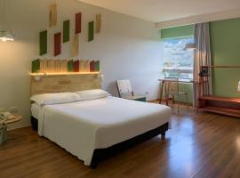 Hotel Nacional Inn Curitiba Santa Felicidade, ξενοδοχείο στην Κουριτίμπα