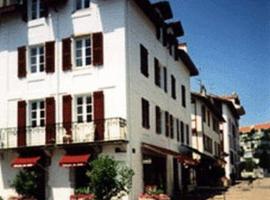 Villa Erdian, Ferienwohnung mit Hotelservice in Saint-Jean-de-Luz