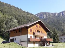 Entremont에 위치한 홀리데이 홈 Grand Bornand-La Clusaz