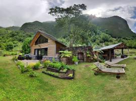 Chale Jardim De Cima, chalet de montaña en São Vicente