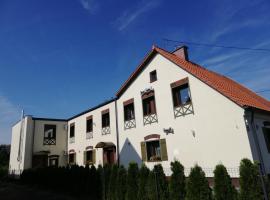 L&B House, hotel en Malbork