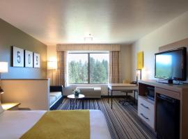 Oxford Suites Spokane Valley、スポケーン・バレーのホテル