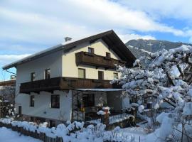 Haus Sabine Braunegger, hotel in Kaltenbach