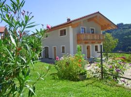 Ferienwohnung sZuahäusl, apartment in Aschau im Chiemgau