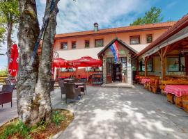 Planinarski Centar Petehovac, hotel a Delnice