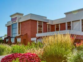 Drury Inn and Suites St Louis Collinsville, готель у місті Коллінсвілл