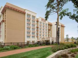 웨스트 디 모인에 위치한 호텔 Drury Inn & Suites West Des Moines