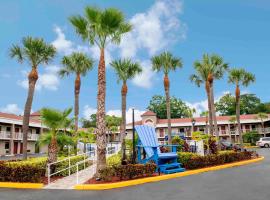 Hotel South Tampa & Suites、タンパのホテル