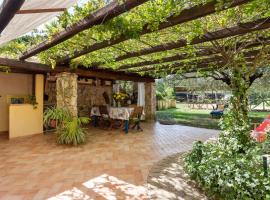 Villa Teresa 3 Abitaz Indipend Ti: Bari Sardo'da bir tatil evi