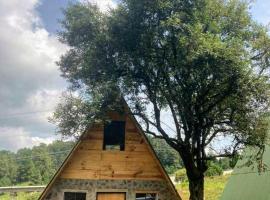 Bosque de Perlillas, Hotel in La Marquesa