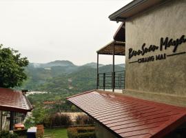 Bann Suan Maya, hotel cerca de Queen Sirikit Botanic Garden, Mae Rim