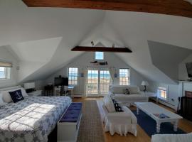 Love Sand, Madaket on the Beach, casa de campo em Nantucket