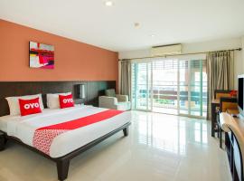 OYO 241 Ratana Hotel Sakdidet, hotel near Khaokhad View Tower, Phuket Town